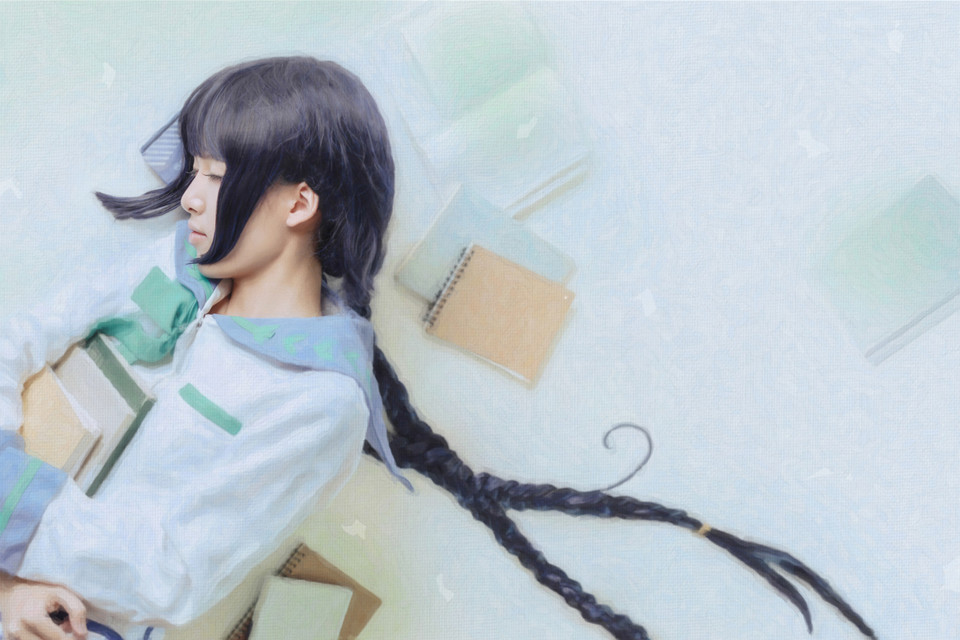 文学少女的cosplay书生气十足