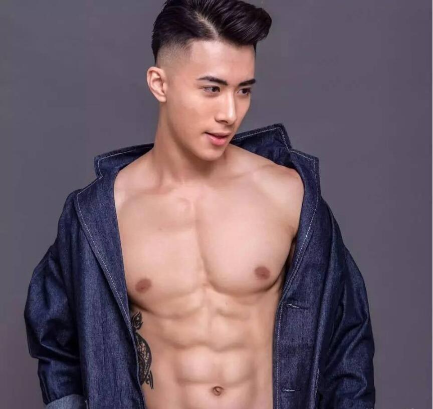 小鲜肉体校帅哥艺术写真图片