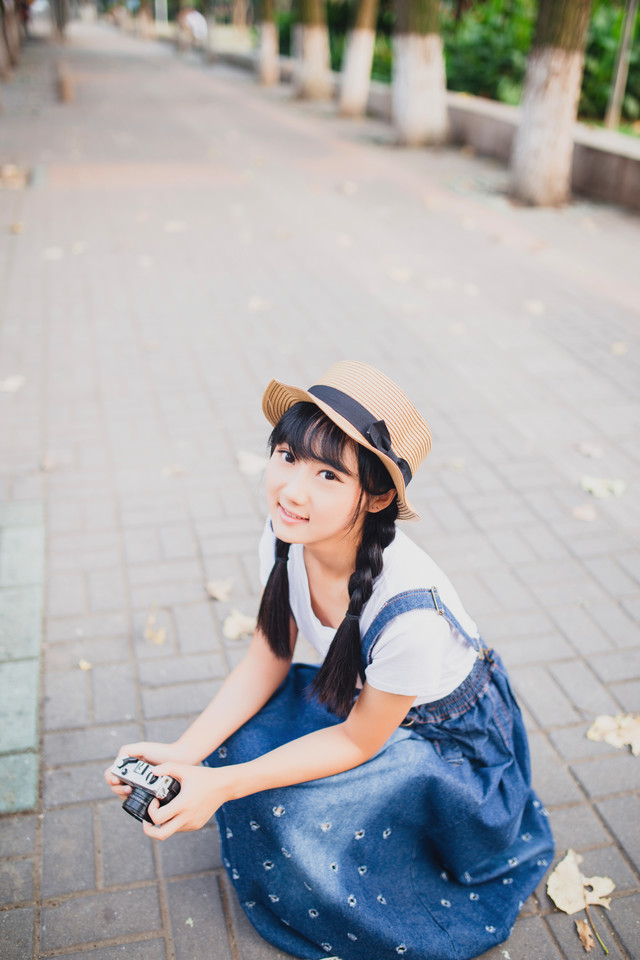 你的笑容如夏日繁花
