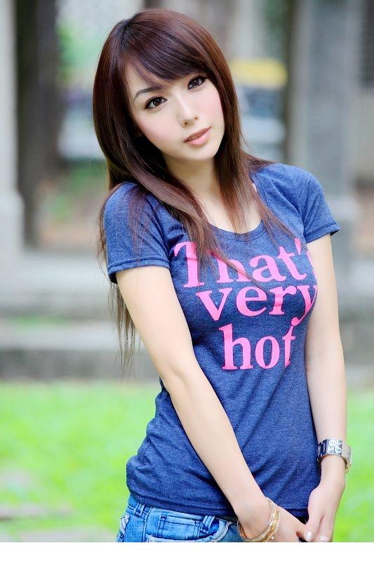 可爱邻居萝莉青春美丽动人