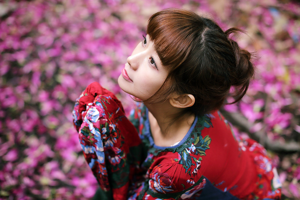萌萌哒少女可爱俏皮