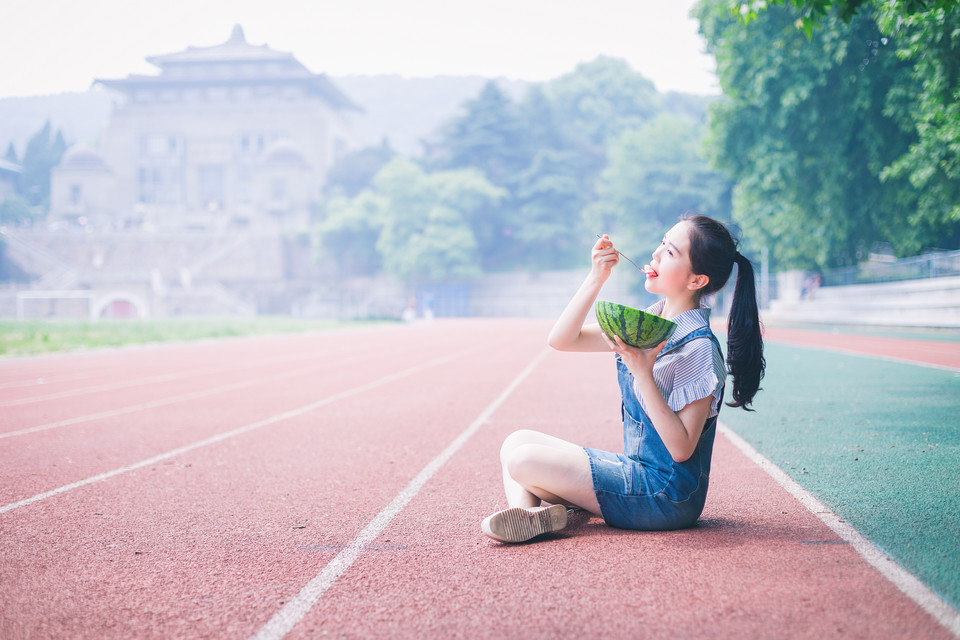 夏日小清新西瓜女孩