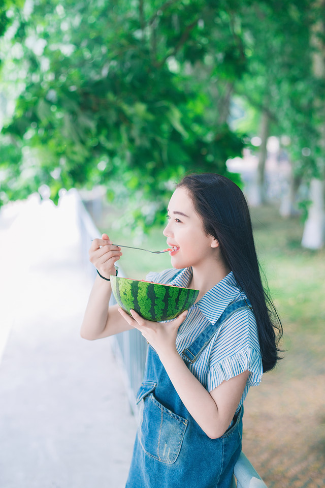 夏日小清新西瓜女孩