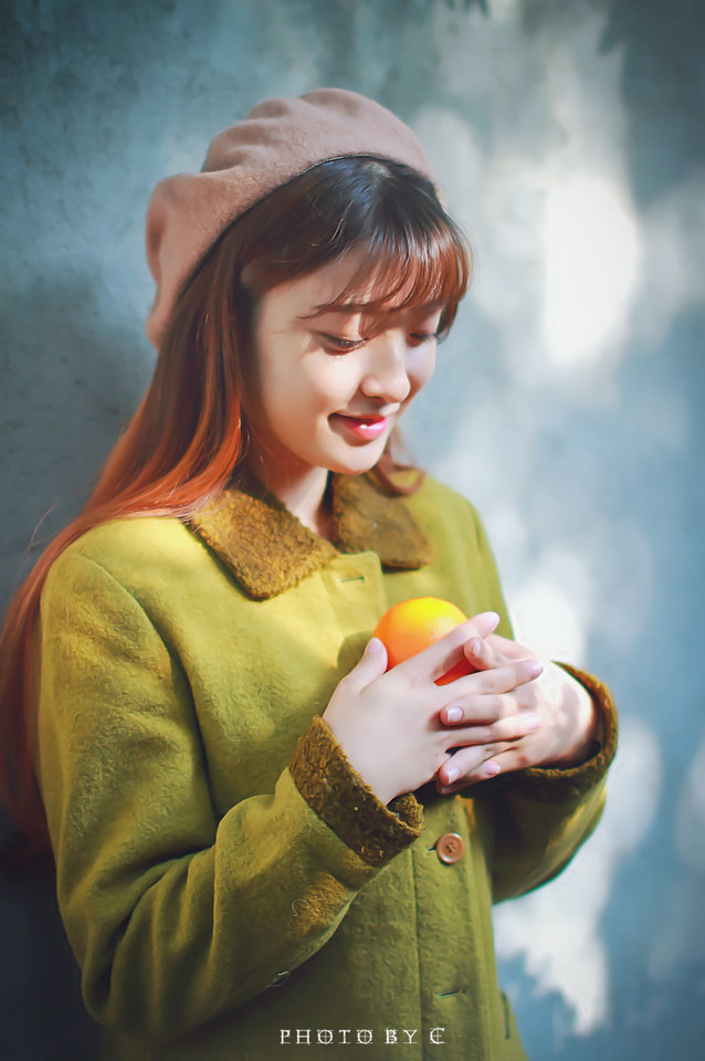 初冬橙子女孩给你温暖