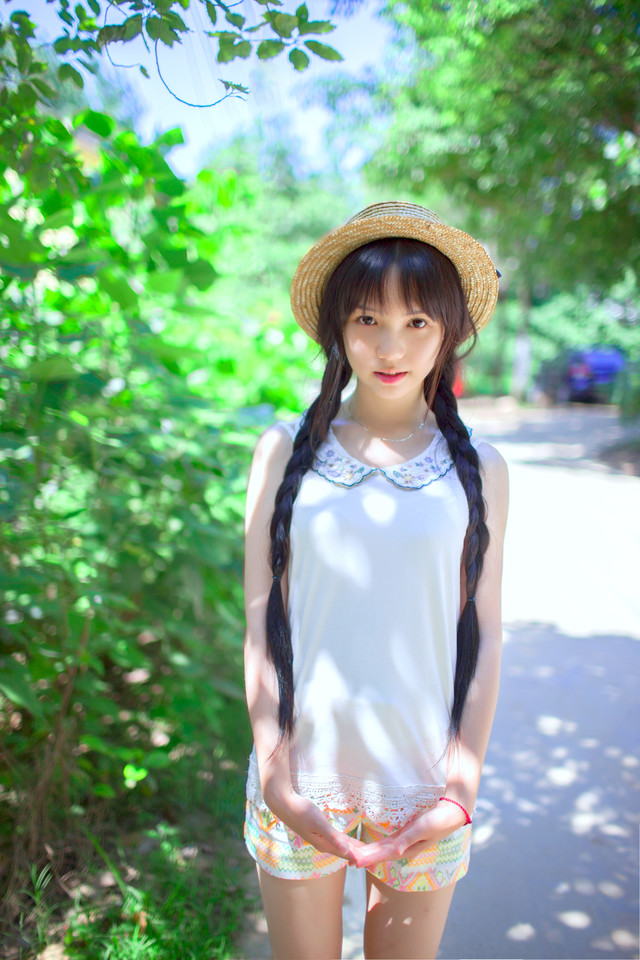清新马尾辫少女的夏季