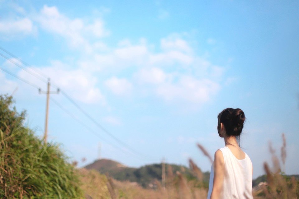 小清新少女夏日户外时光