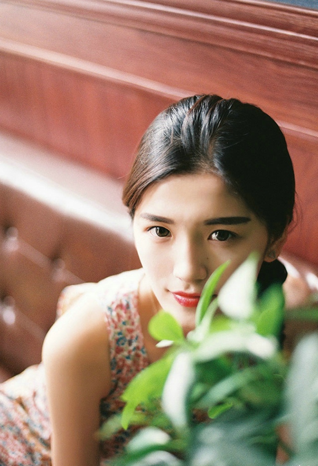 纤瘦妹子的脚踏车之行