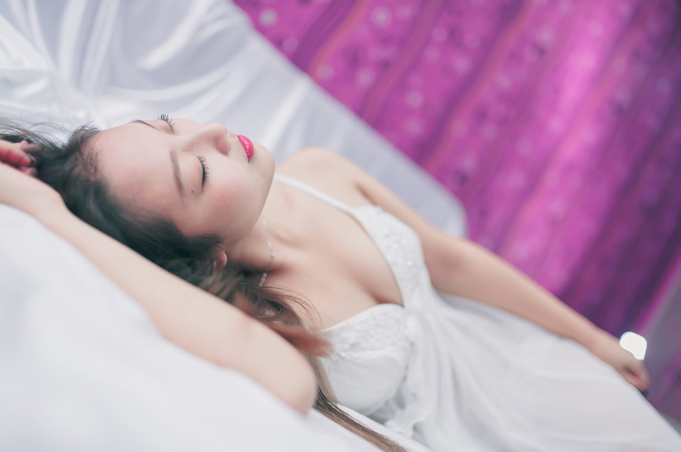 白嫩女神闺房笑容可爱