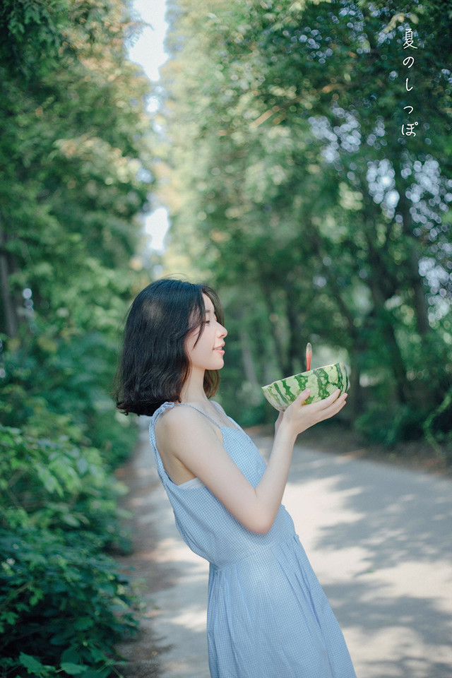 清新可人少女夏末纯情