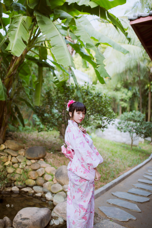 小清新唯美女神和服写真
