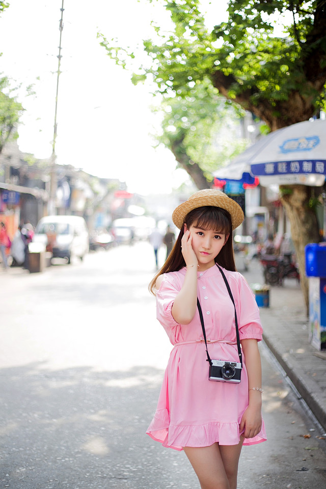 粉嫩白皙少女唯美写真