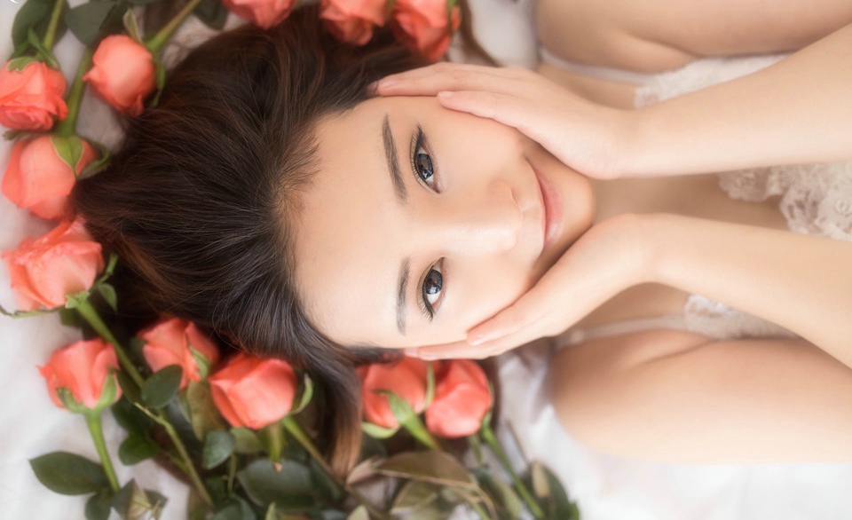 私房蕾丝睡衣美眉开心生活