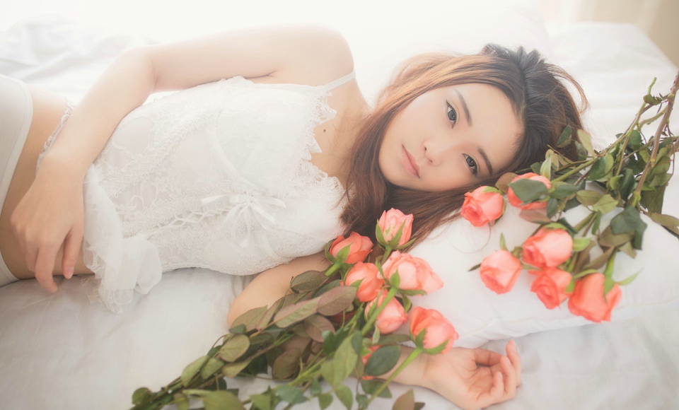 私房蕾丝睡衣美眉开心生活