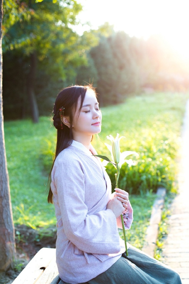 古装美女小家碧玉娇羞