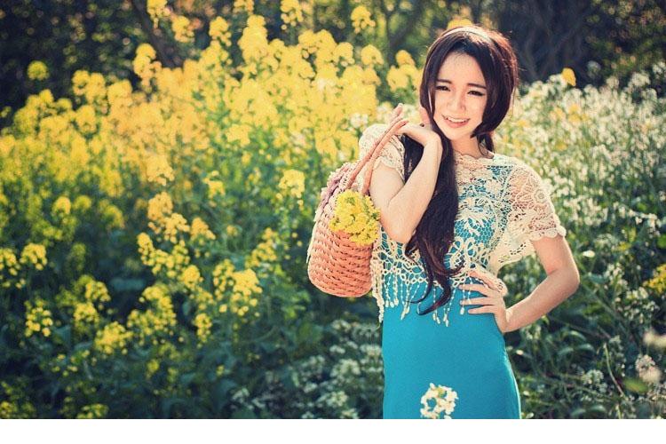 清纯校花迷人甜美写真
