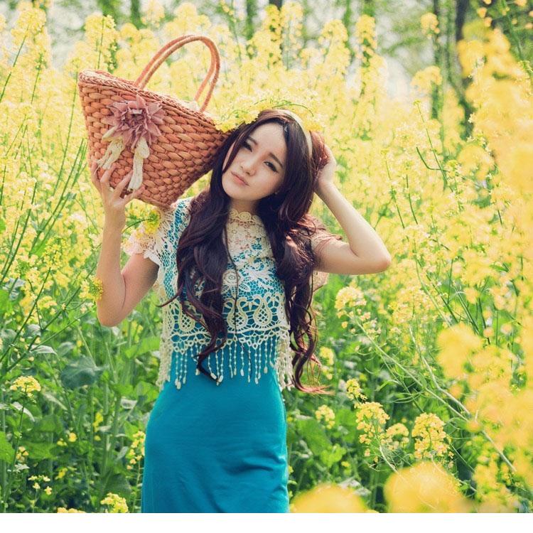 清纯校花迷人甜美写真