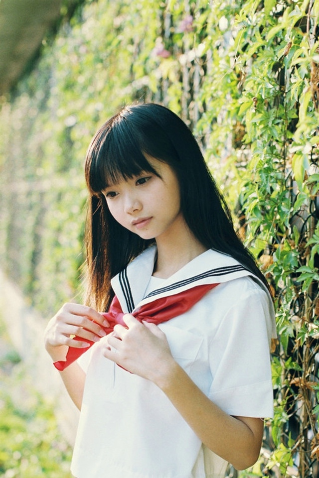花季美女笑容甜美