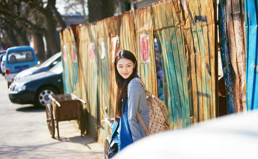 长发清新美女街拍