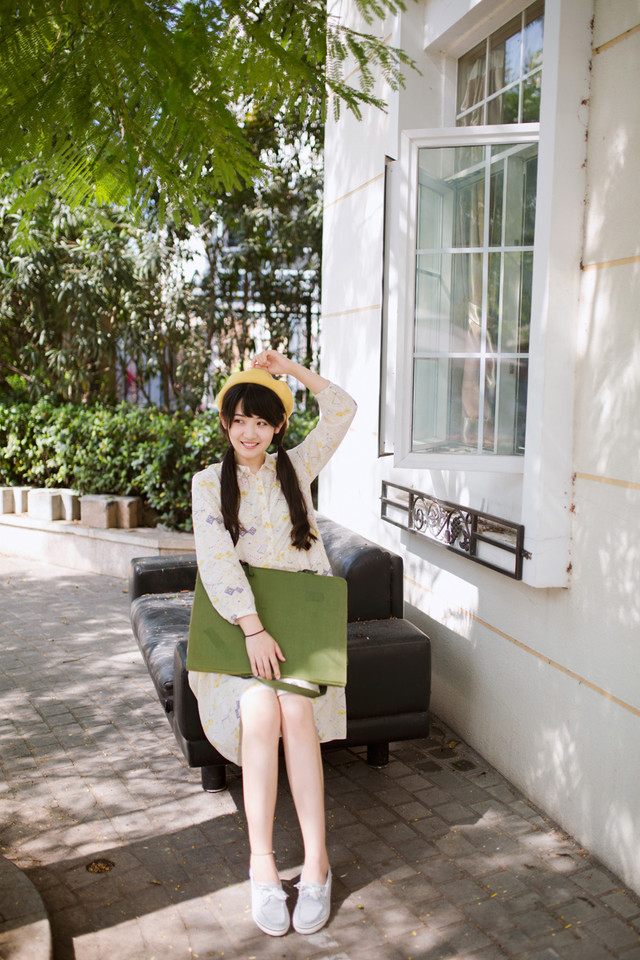 清纯美女初恋般清新可爱