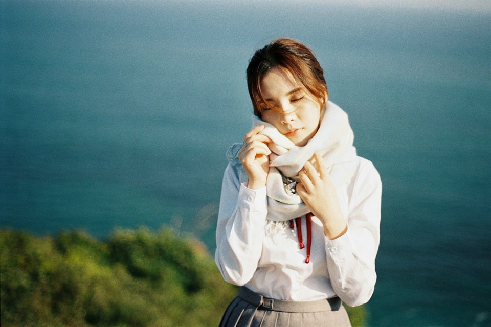 校园制服女生海边清新安静唯美写真