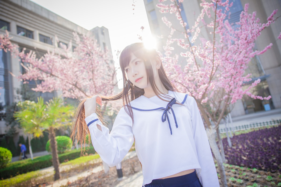 樱花三月里的超短学生装清纯美女唯美写真