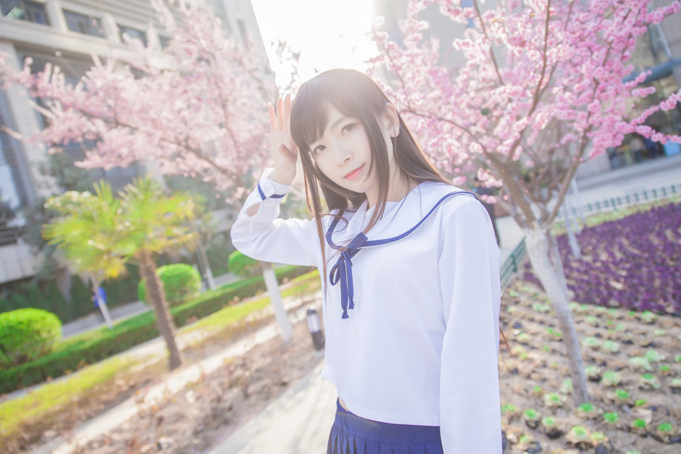 樱花三月里的超短学生装清纯美女唯美写真