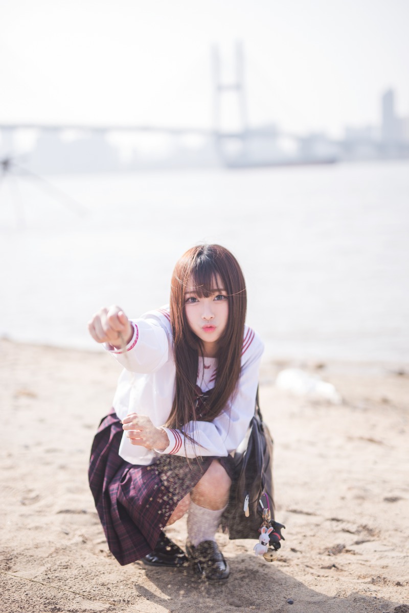 长发刘海超短学生装清纯美女唯美写真
