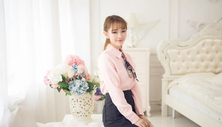 粉嫩少女丹婷清新居家写真可爱迷人
