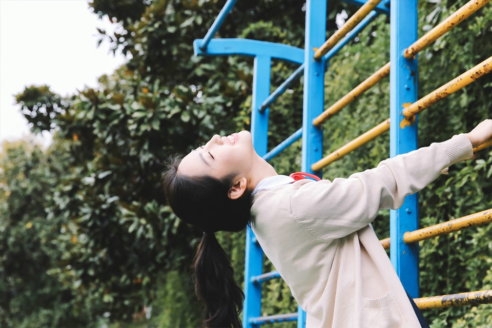 马尾校园姑娘清纯动人养眼可人