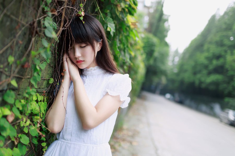清纯靓丽白色连衣裙校花校园甜美写真