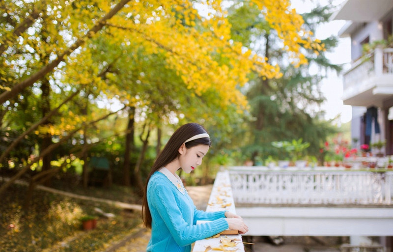 文艺范女神校园清新温柔娇嫩迷人