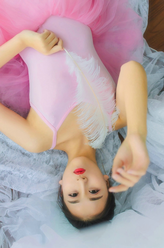 芭蕾舞女孩私房粉红纱裙甜美清纯
