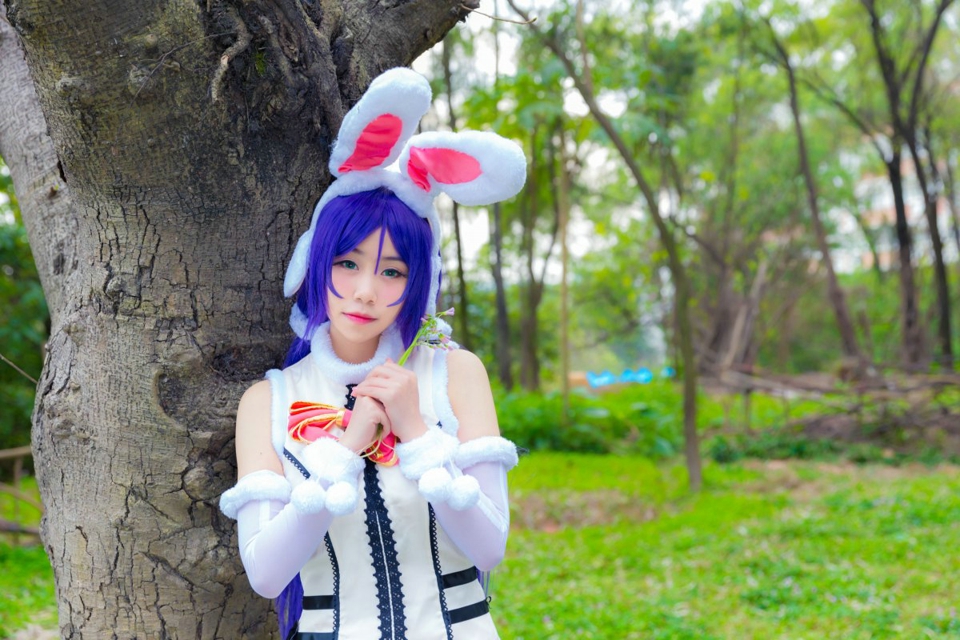 LoveLive猫扑性爱少女东条希兔子卡牌觉醒cos