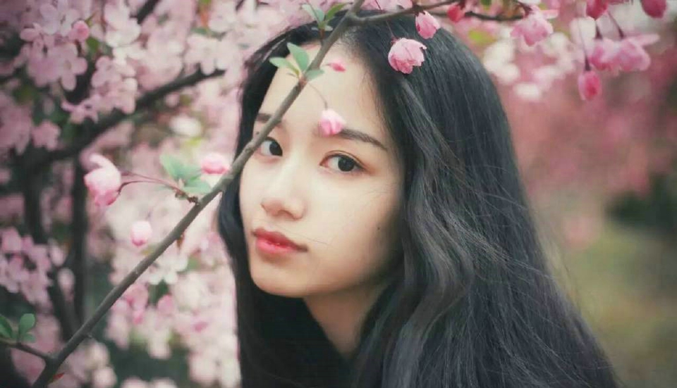 养眼韩系妹纸温柔娇艳唯美写真