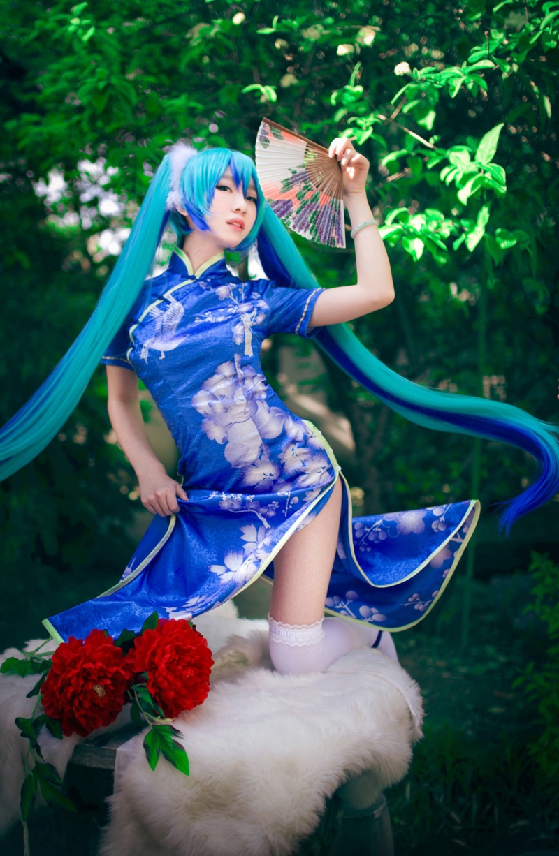 VOCALOID双马尾古风萝莉初音未来旗袍cos