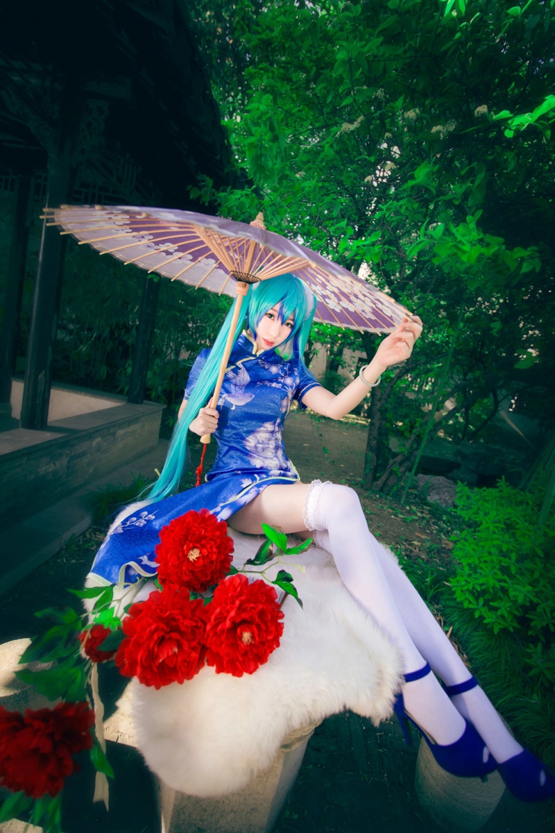 VOCALOID双马尾古风萝莉初音未来旗袍cos