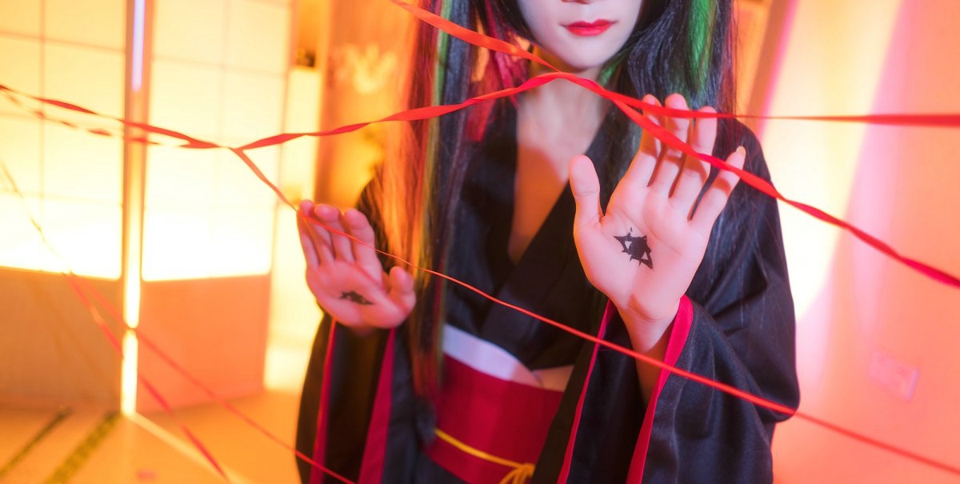 初音未来黑丝罗刹装同人cos