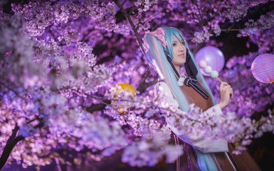 穿衣搭配樱花美女初音未来夜景主题cos