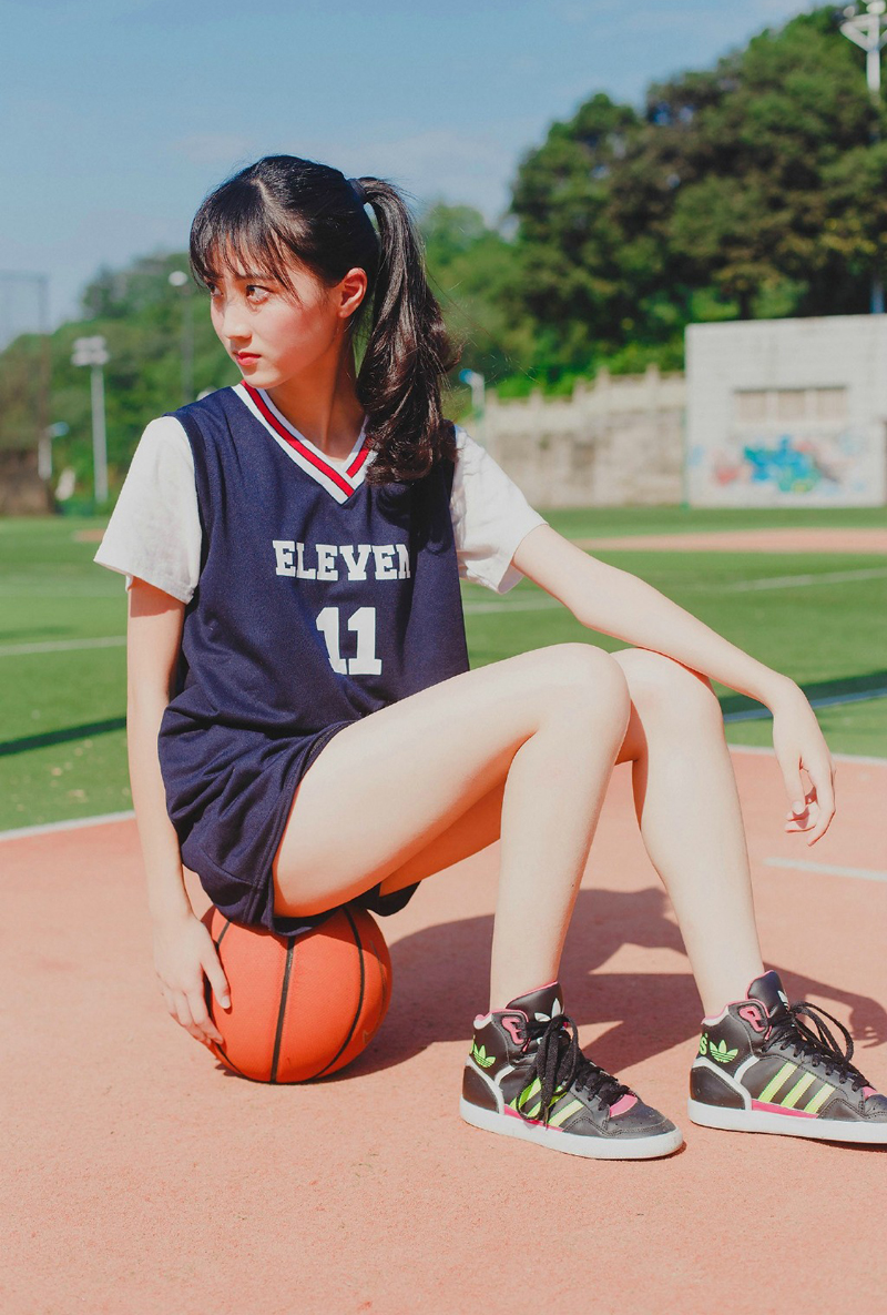 可爱篮球少女活力写真青春无敌