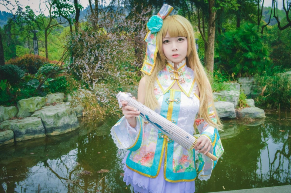 甜性涩爱本色女郎南小鸟旗袍觉醒cos