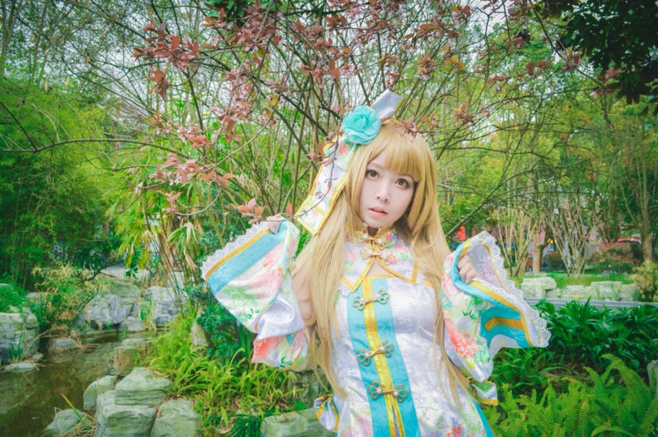 甜性涩爱本色女郎南小鸟旗袍觉醒cos