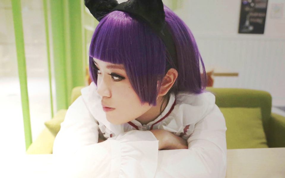 可爱吃货萌妹子cosplay五更琉璃靓丽写真