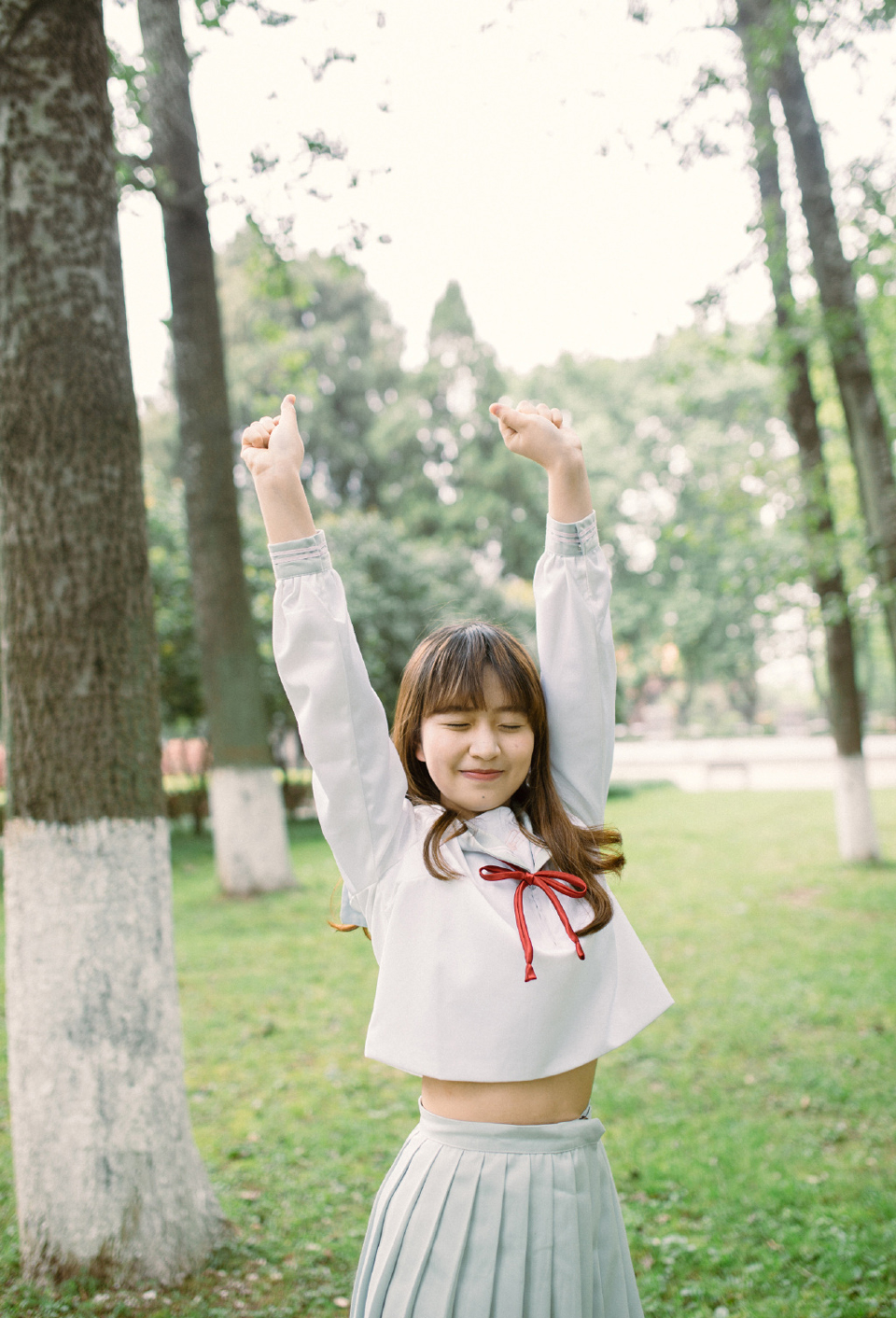 可爱学生妹唯美写真活泼俏皮