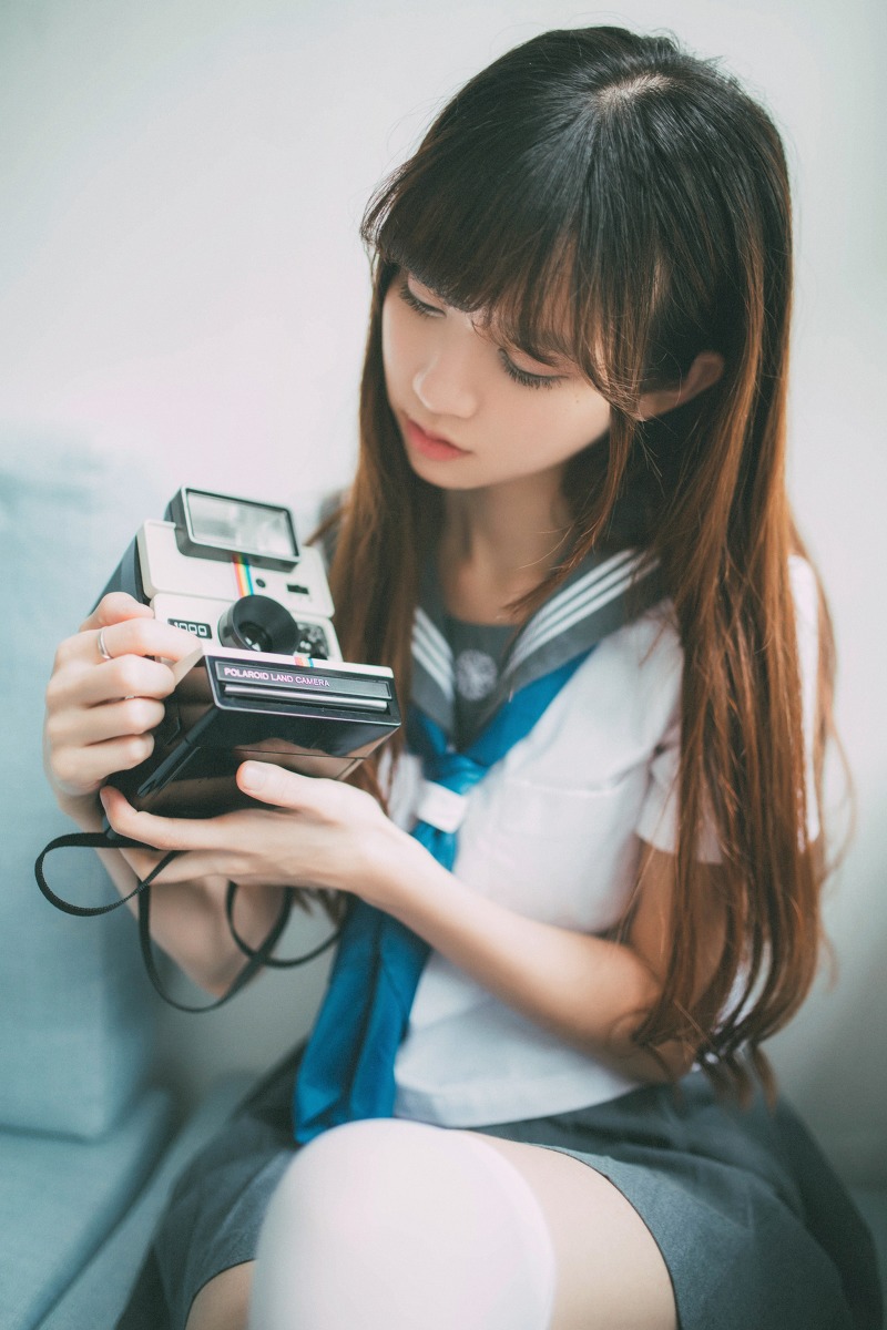 学生装素颜清纯刘海白丝袜美女