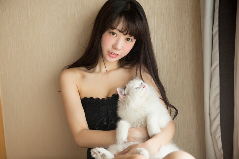 性感美女Suki朱忆音火辣诱人写真