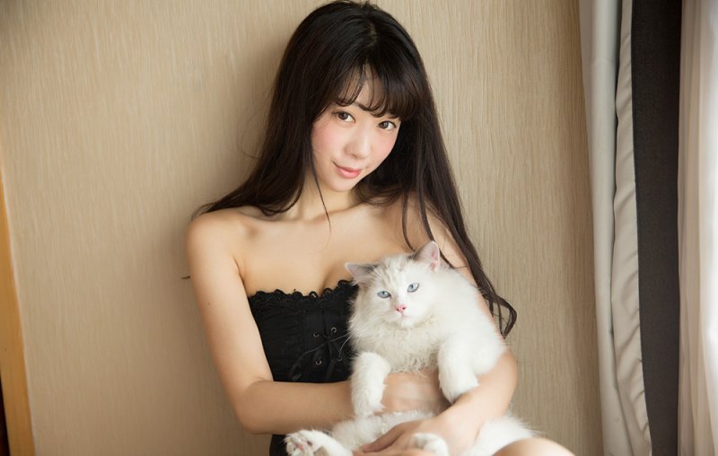 性感美女Suki朱忆音火辣诱人写真