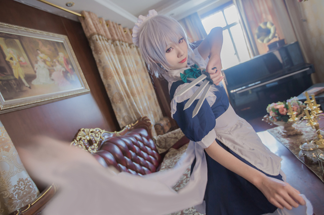 东方银之跳跃私房女仆装cosplay