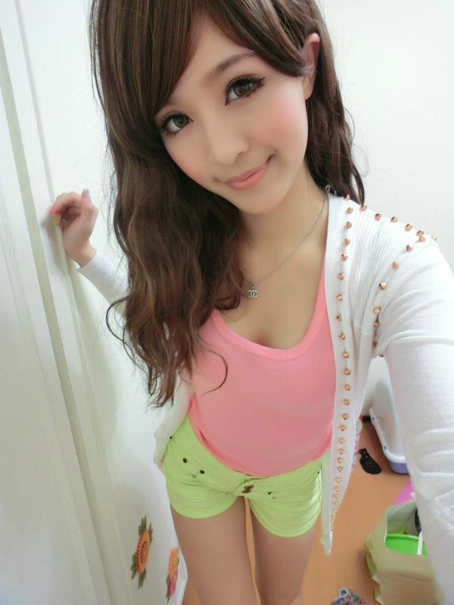 艺校女神可爱俏皮百变俏皮写真集