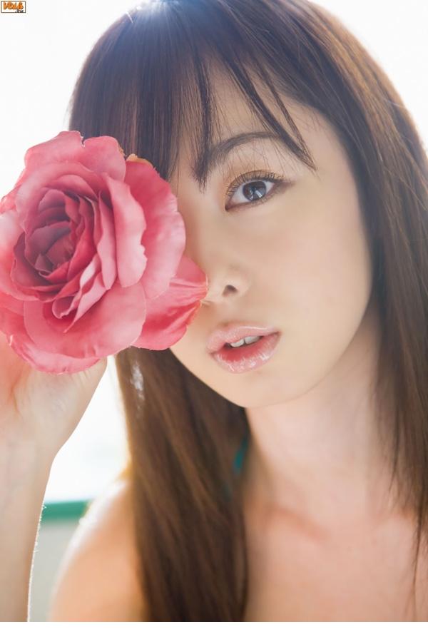超青春性感日本美少女粉红色诱惑图片