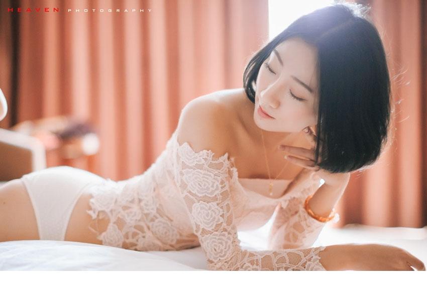 小美女清新气质诱惑蕾丝私房